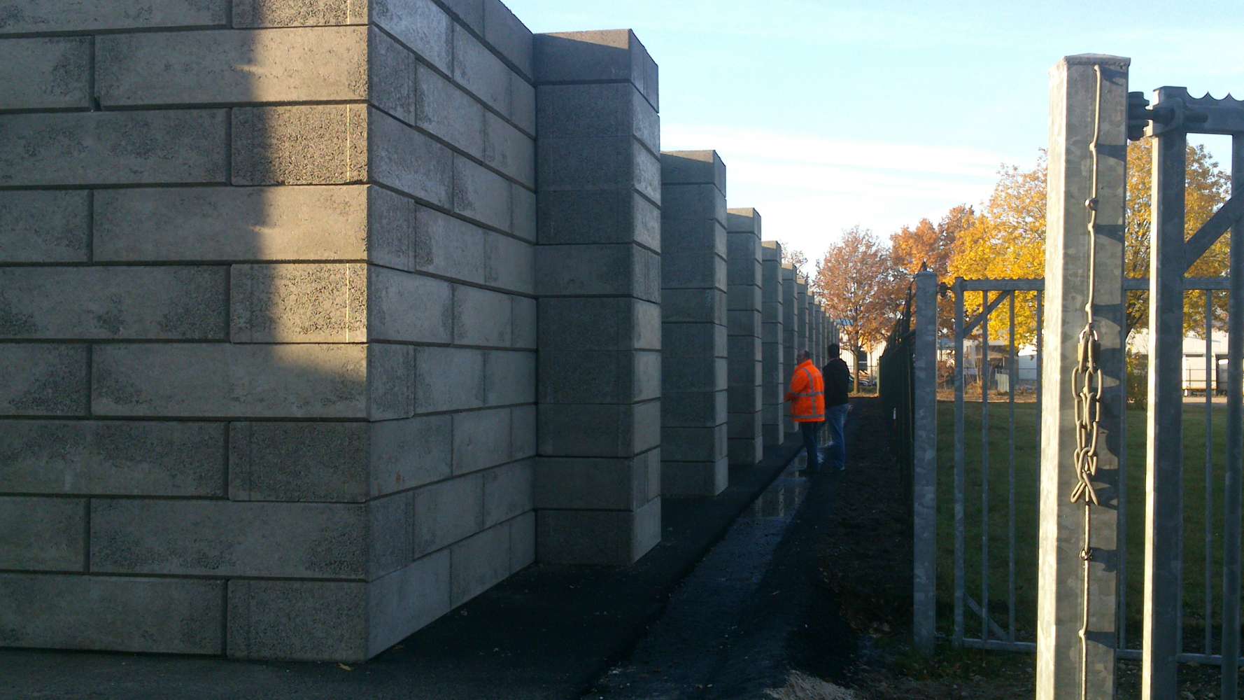 wand met steunberen voor zware belasting/ zoutloods